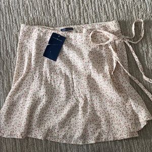 Brandy Melville wrap skirt